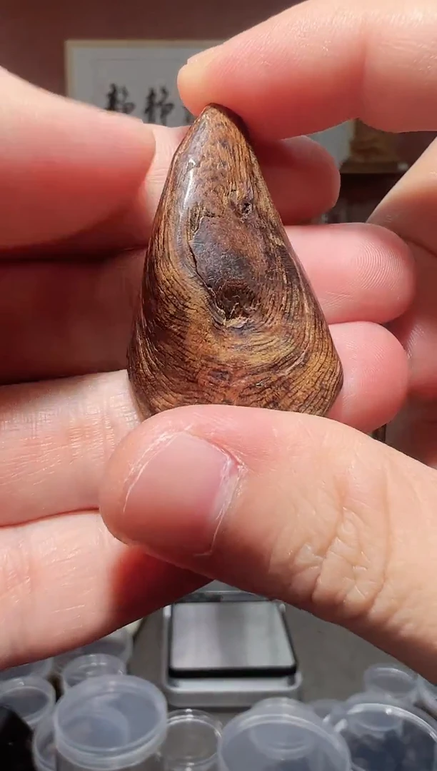 沉香吊坠9号都彭多样性发一