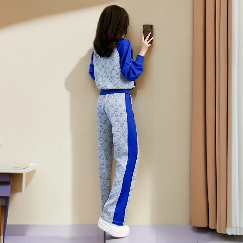 时尚运动休闲套装女秋冬新款，卫衣直筒裤两件套炸街潮流，显瘦！