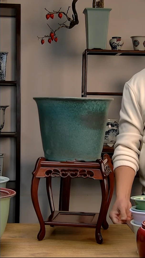 景德镇陶瓷手工花盆--微瑕