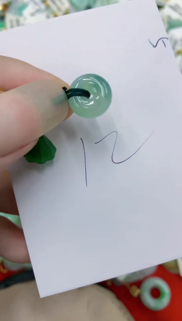 翡翠未镶嵌颈饰111111111111