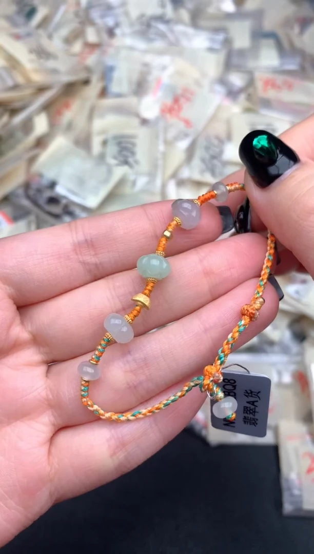 翡翠挂件未镶嵌一