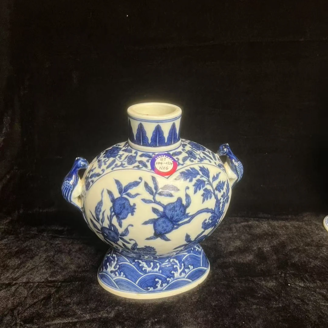 清代青花三多纹赏瓶