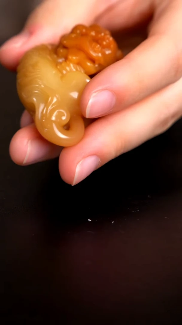 寿山石元***森寿山石手把件