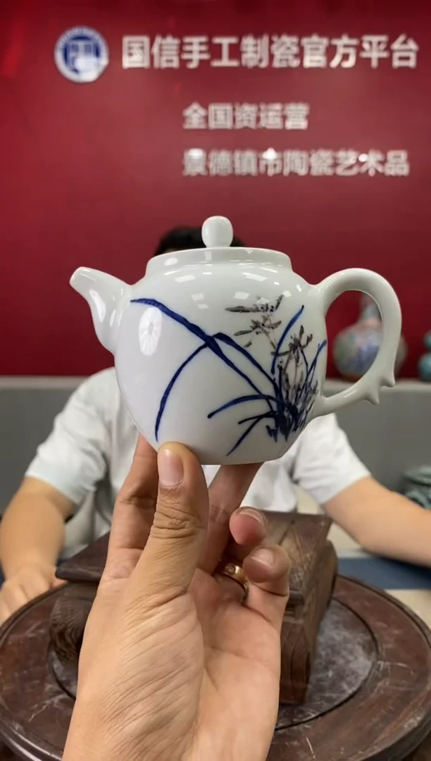 摆件b164景德镇瓷器一件