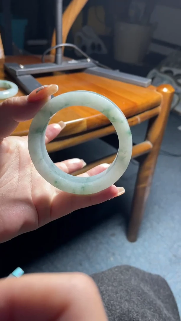 【闪购商品】定制翡翠手镯未镶嵌手镯DDQ/发一件