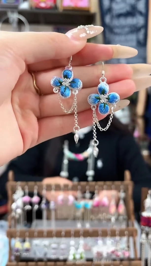 织绣民族风非遗老绣苗银饰品416