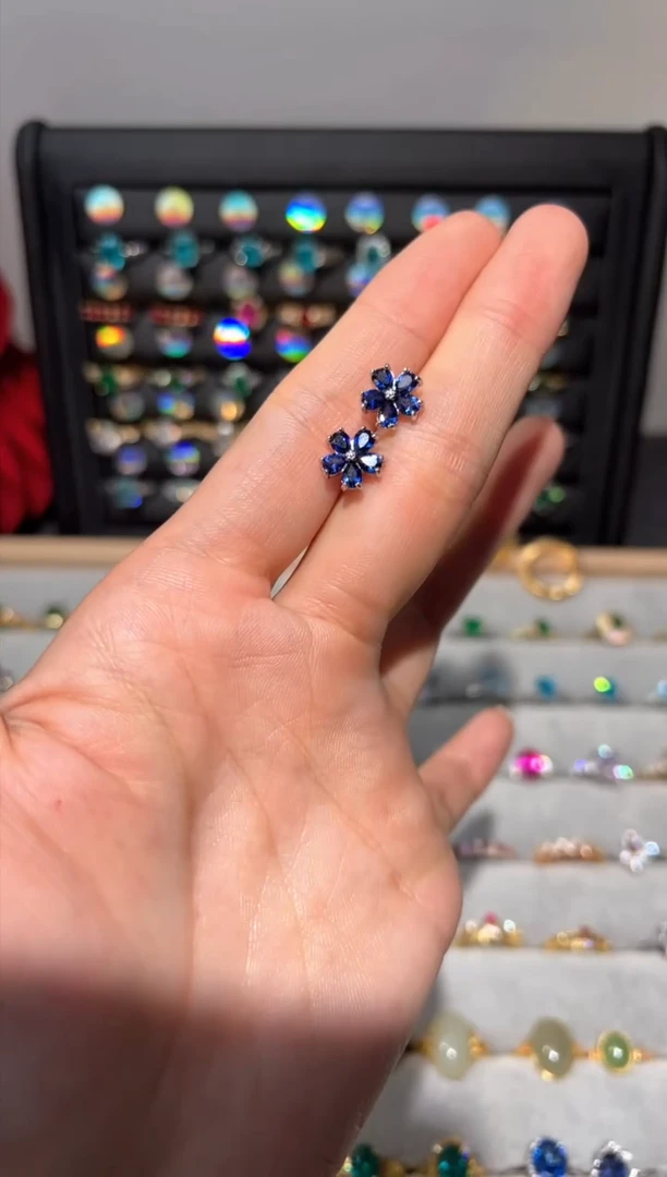 【闪购商品】蓝宝石耳饰银S925镶嵌00000