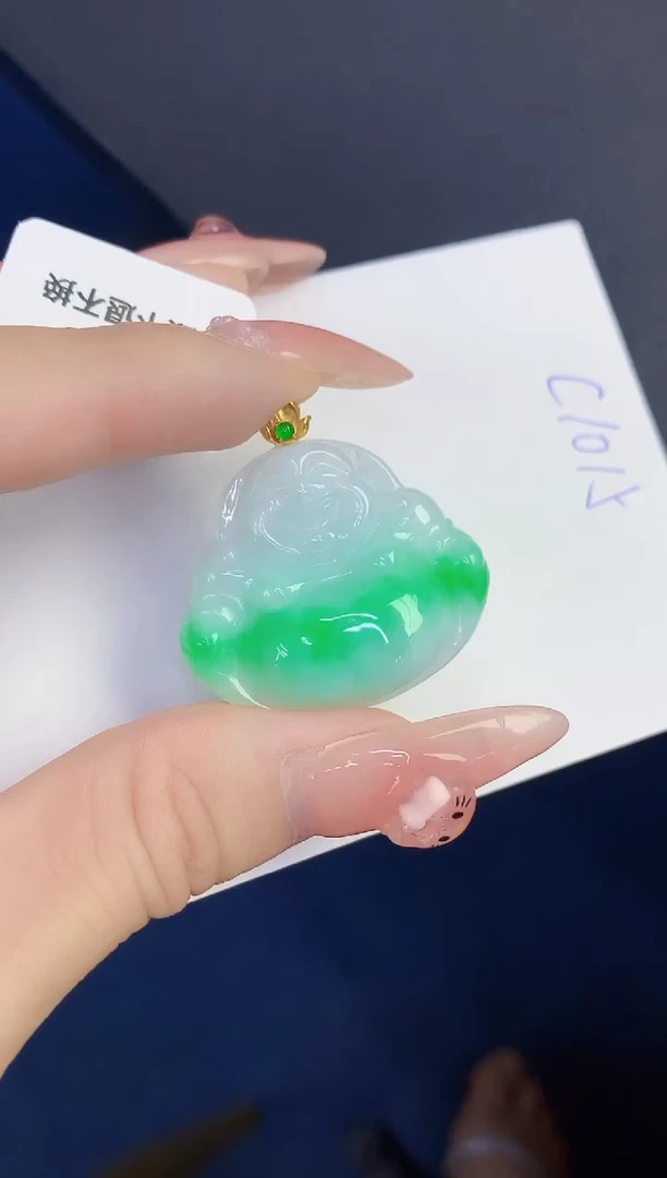 颈饰18K金镶嵌翡翠缅甸天然翡翠A货