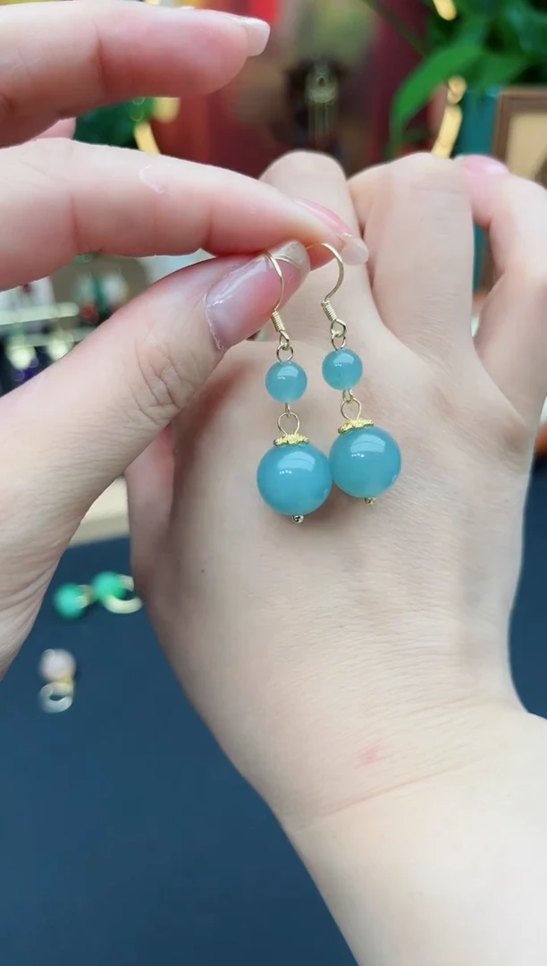 石英质玉（天山翠）银S925镶嵌耳饰411000