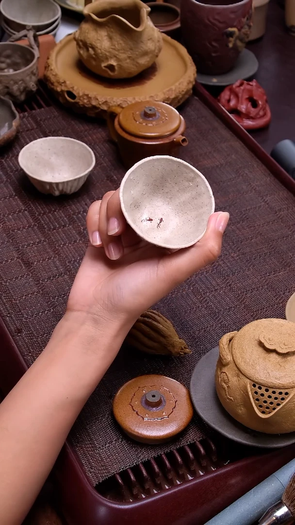 张月《白玉段双鱼杯》