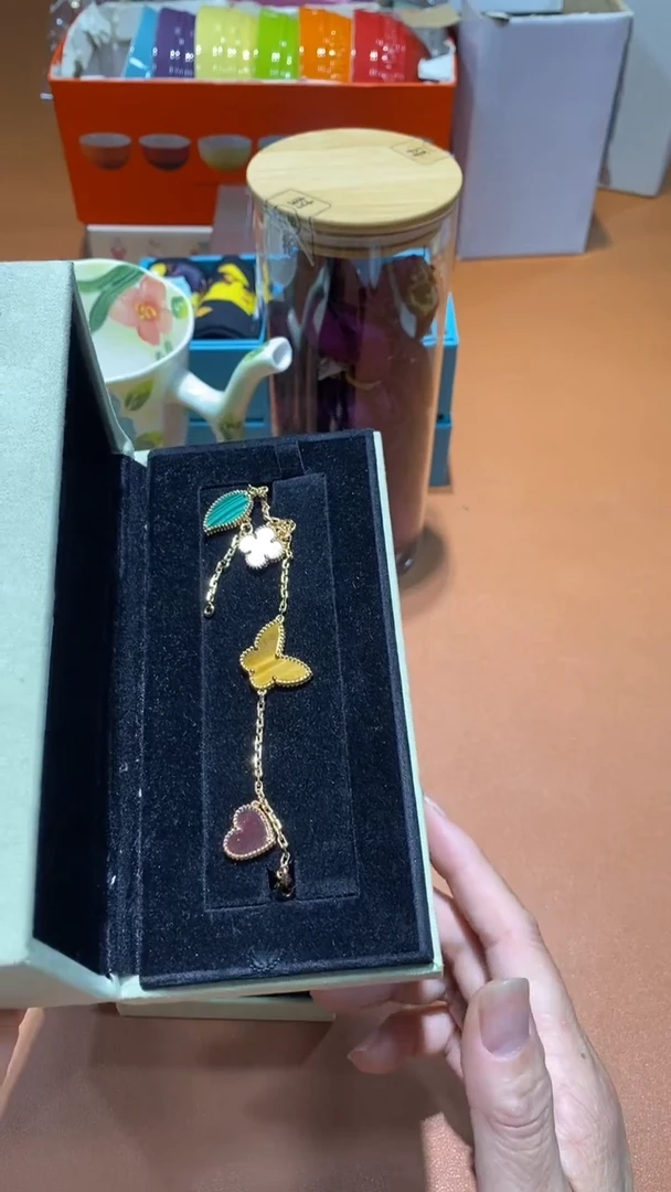 瓷片品牌 包包香水手表护肤品@@1