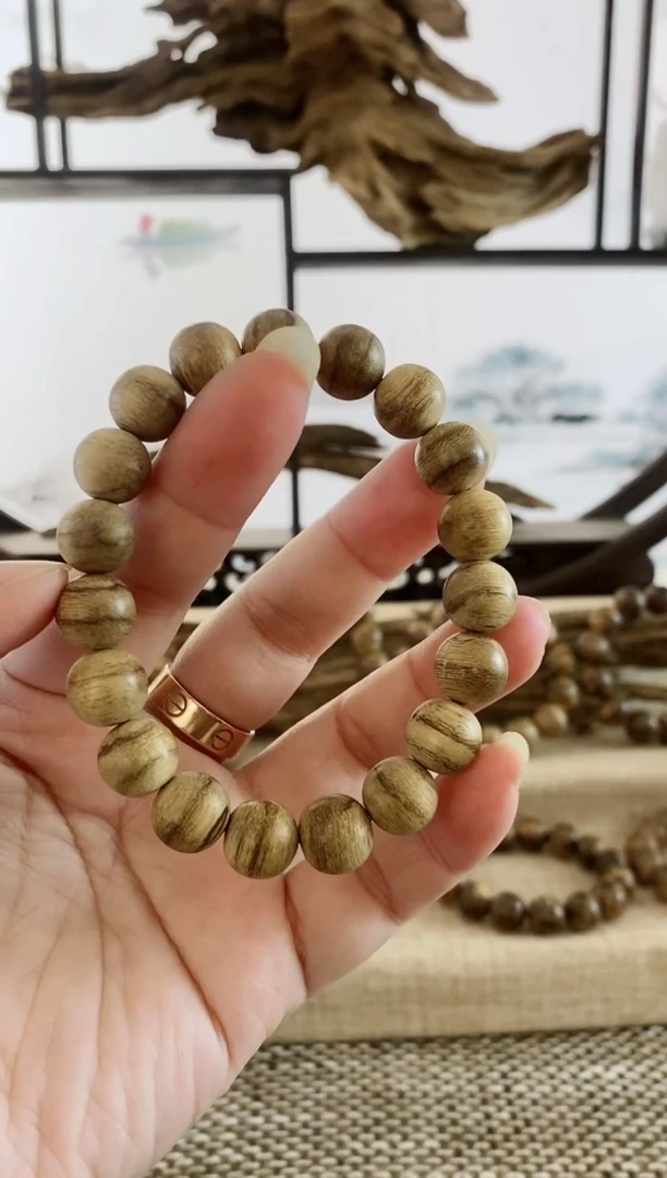 沉香手串达拉干虎斑老料11MM单圈