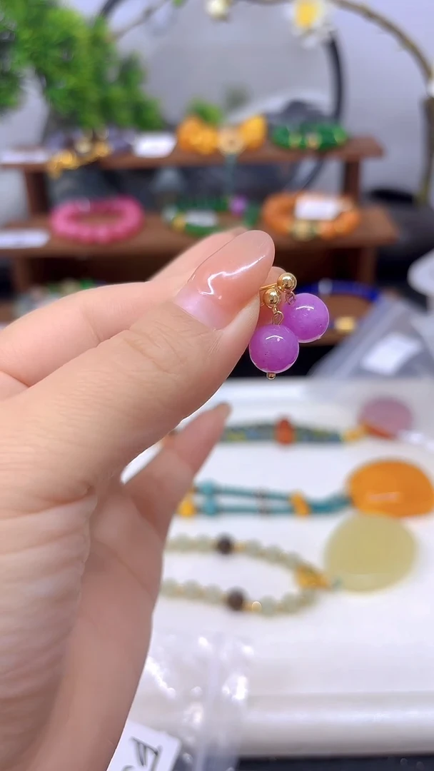 14K金镶嵌翡翠耳饰E556