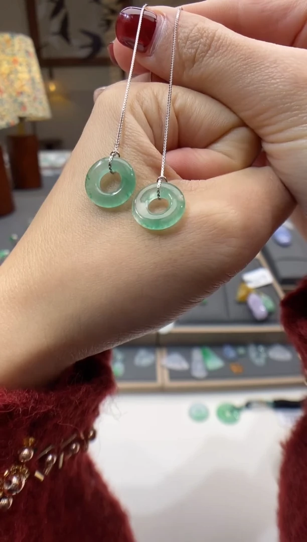 【闪购商品】石英质玉耳坠银S925镶嵌耳坠