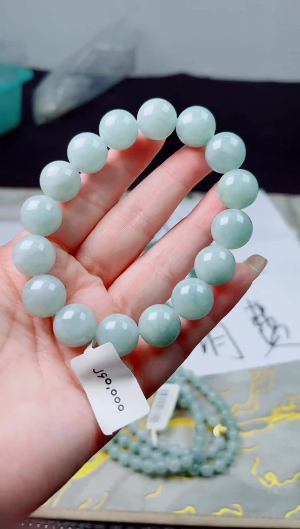 未镶嵌定制翡翠翡翠