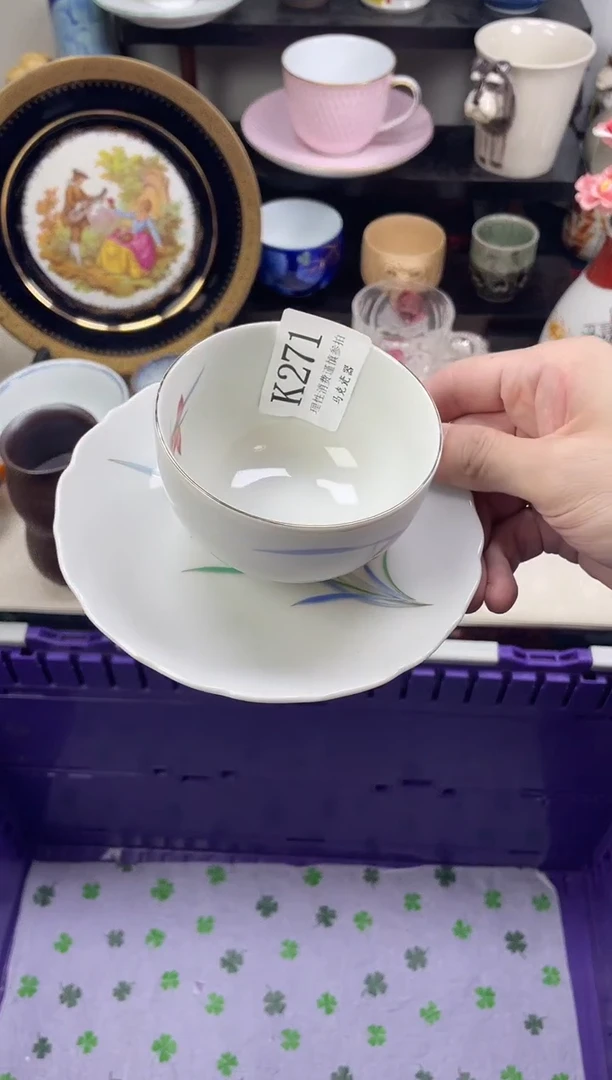 瓷片青*。                K271