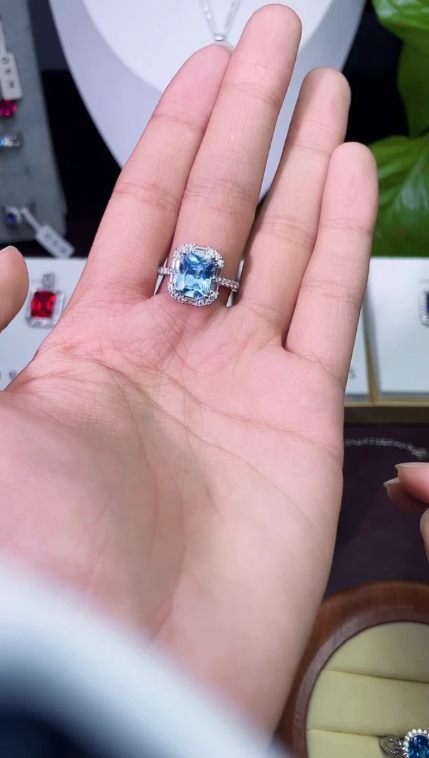 合金合成钻石海蓝戒指