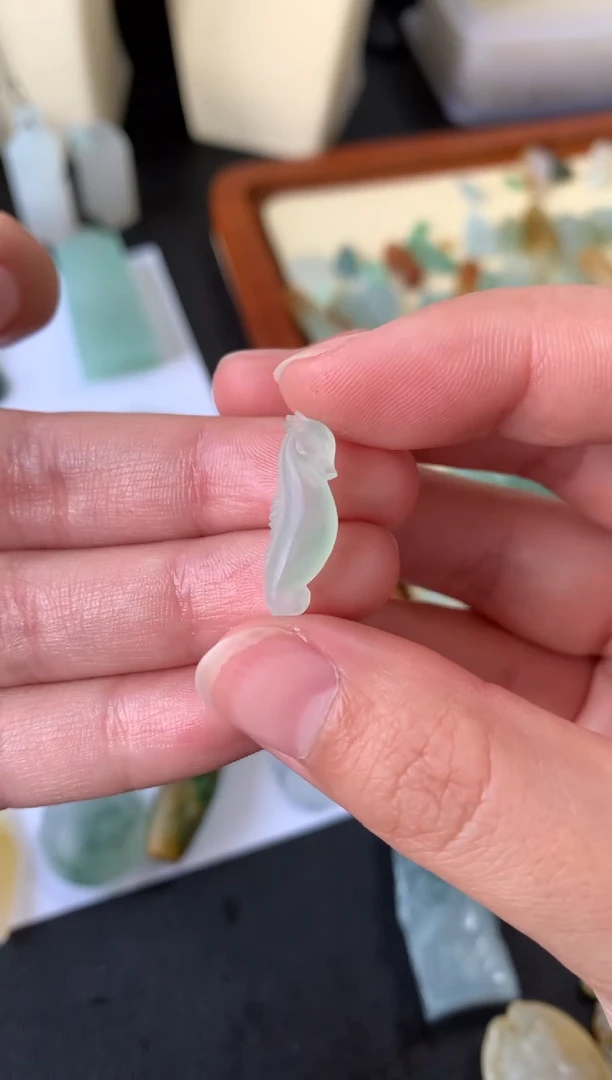 【闪购商品】定制翡翠未镶嵌翡翠