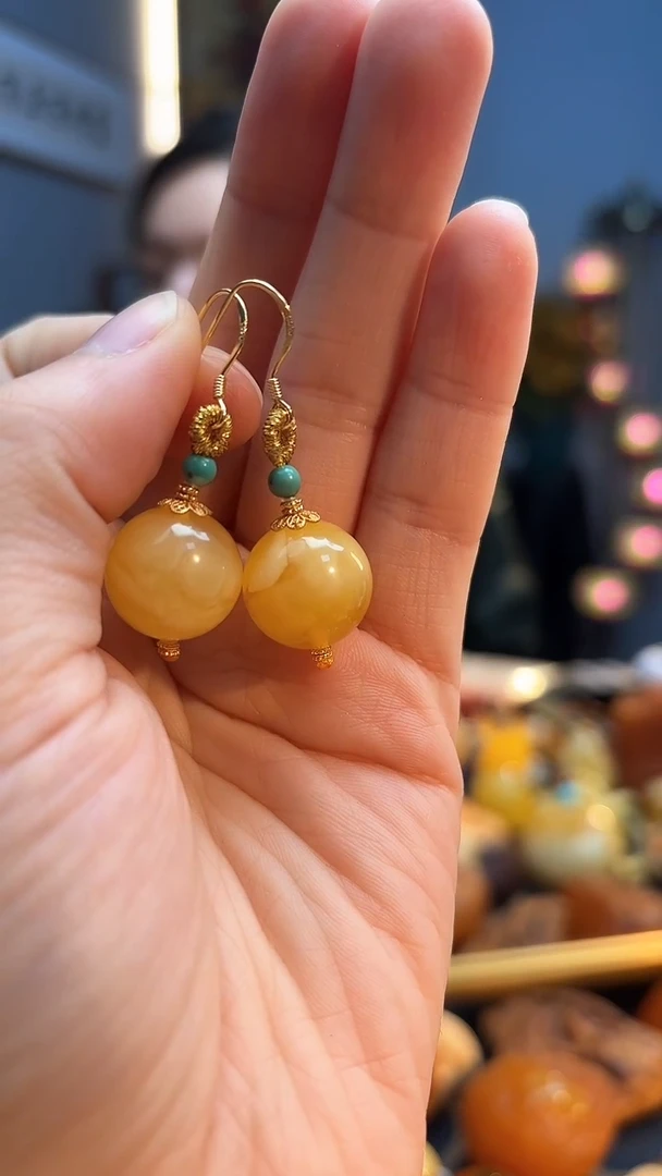 琥珀未镶嵌耳饰耳饰