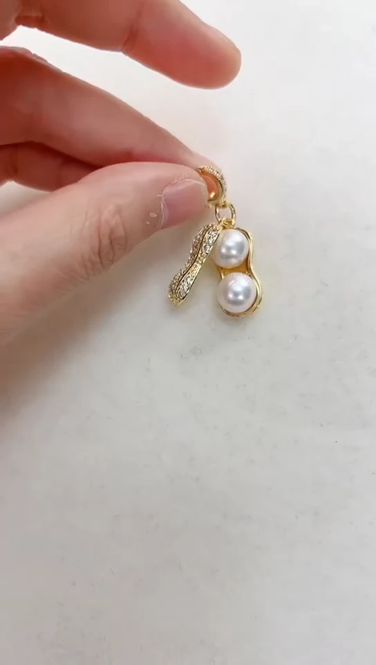【闪购商品】淡水珍珠颈饰合金花生