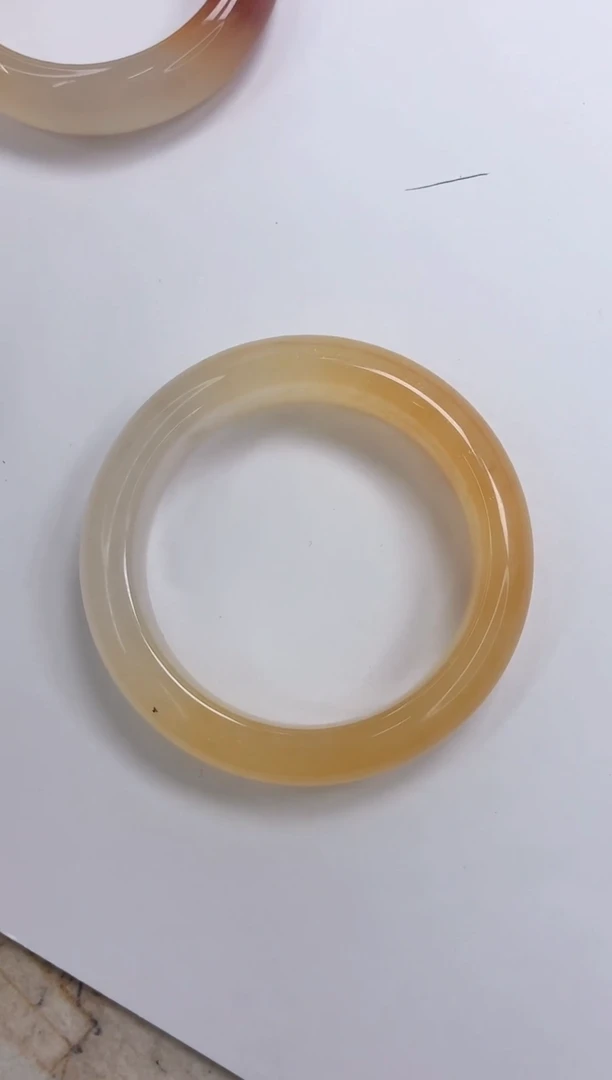 石英质玉手镯未镶嵌205/55.5