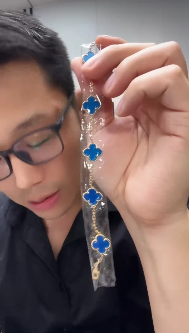 18K金镶嵌手链玛瑙/玉髓D****7蓝色k黄，五花手链