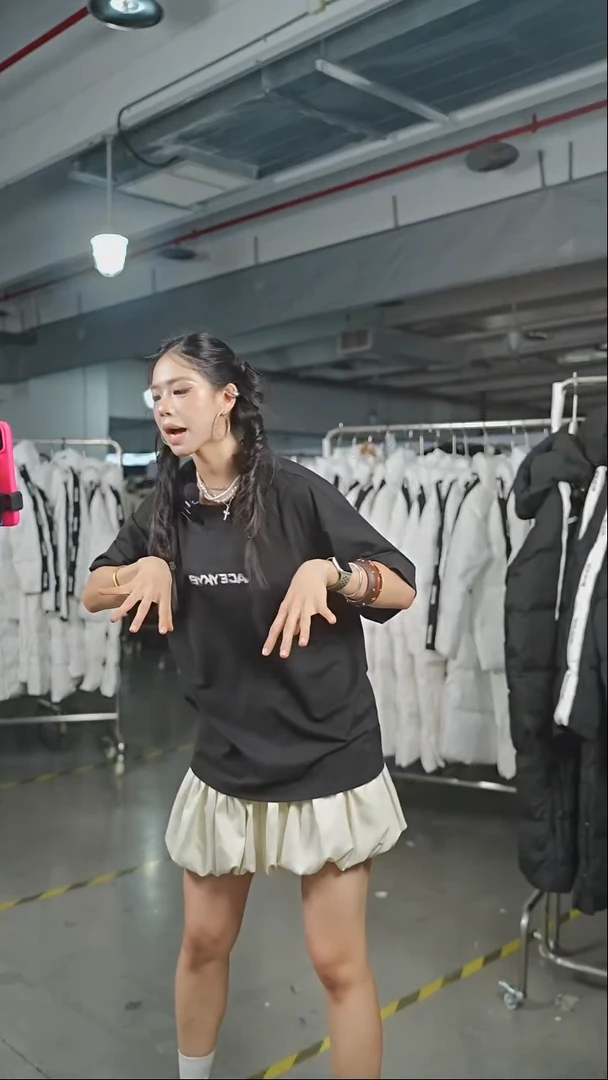 YKYB羽绒服长款L码    白色007
