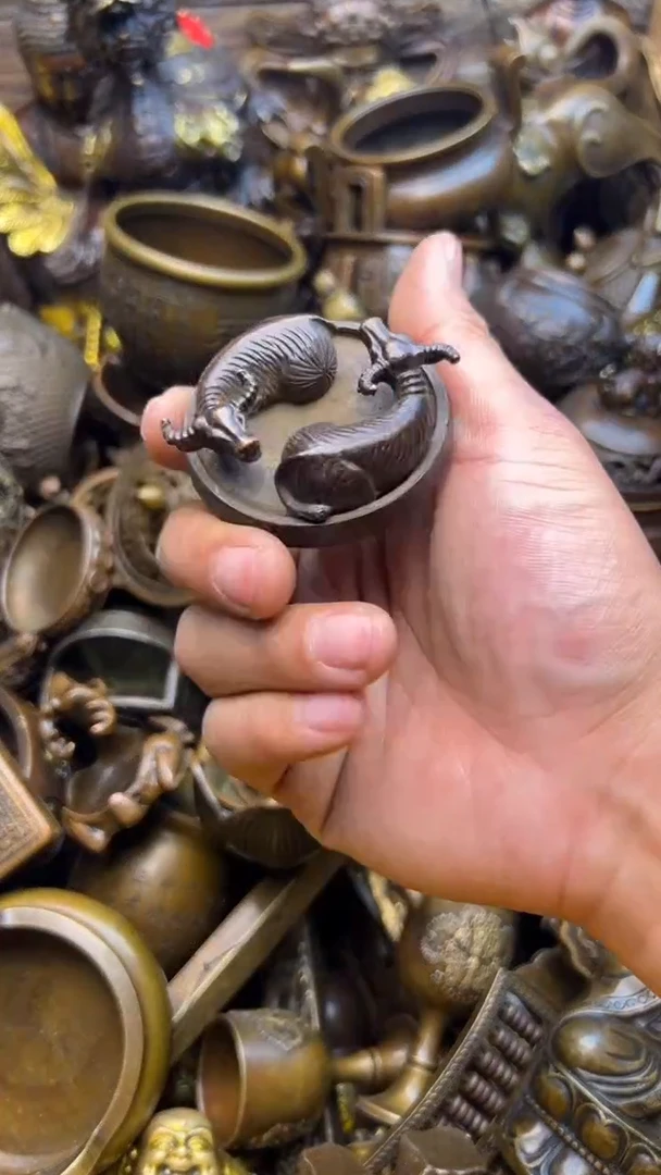 精美铜器，点击下单