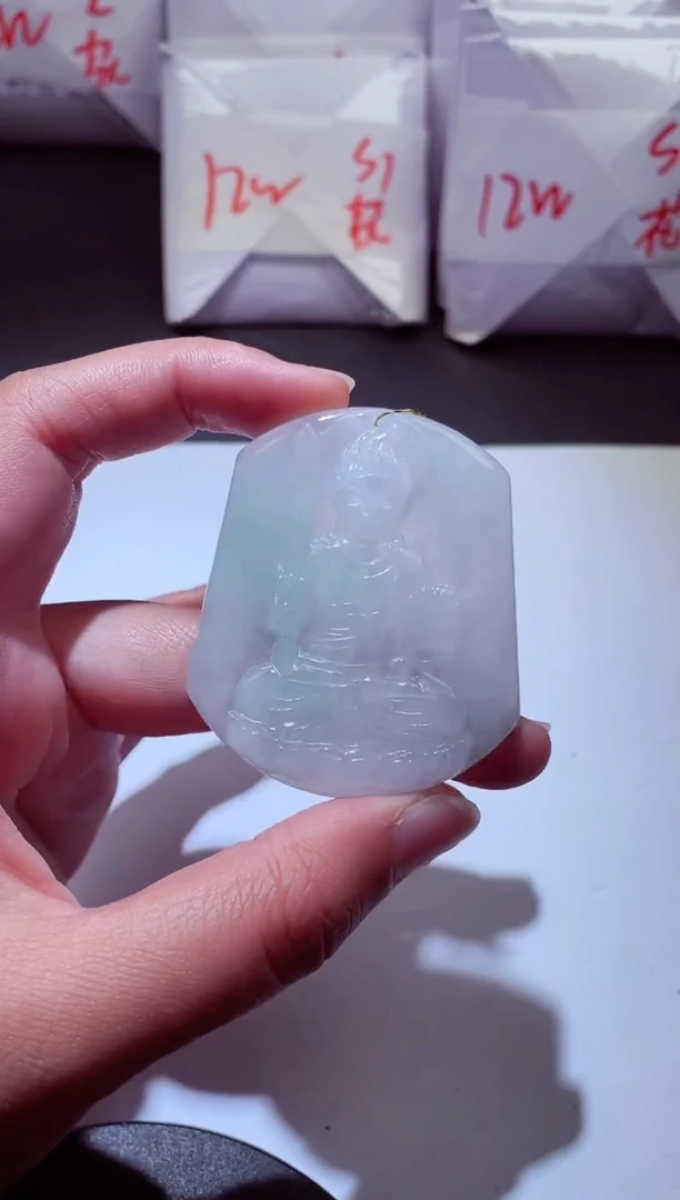 颈饰未镶嵌翡翠000088399