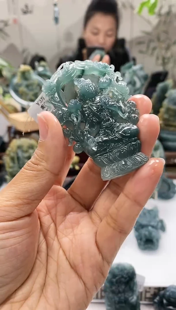 未镶嵌定制翡翠㊣***㊣翡翠毛货不退不换11.7