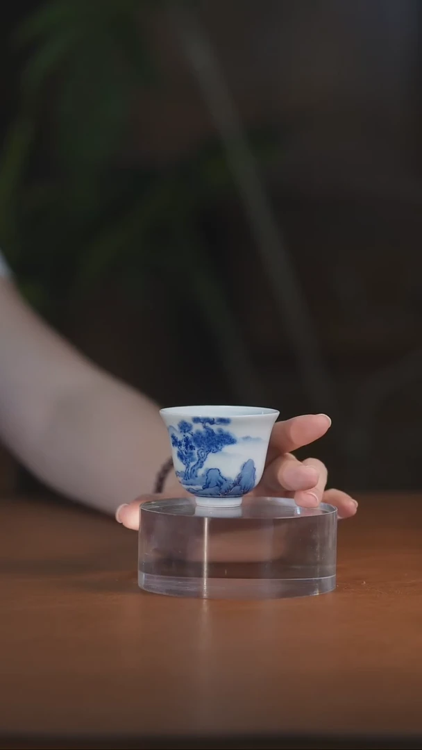 青花银刻松闻香杯