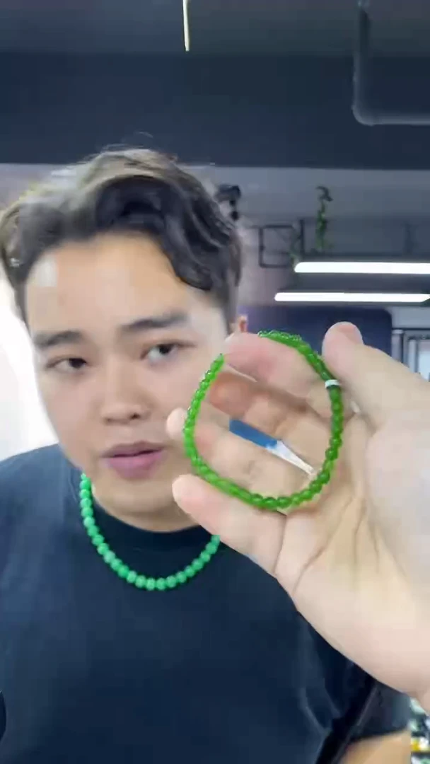 未镶嵌手链和田玉多样性发其一颜色微差