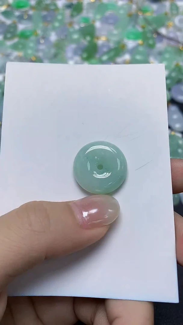 翡翠未镶嵌颈饰天然缅甸翡翠A货