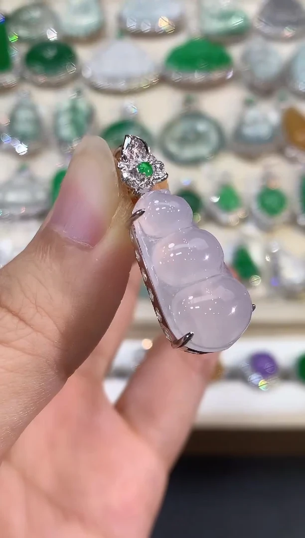 翡翠18K金镶嵌吊坠(不含链)B44