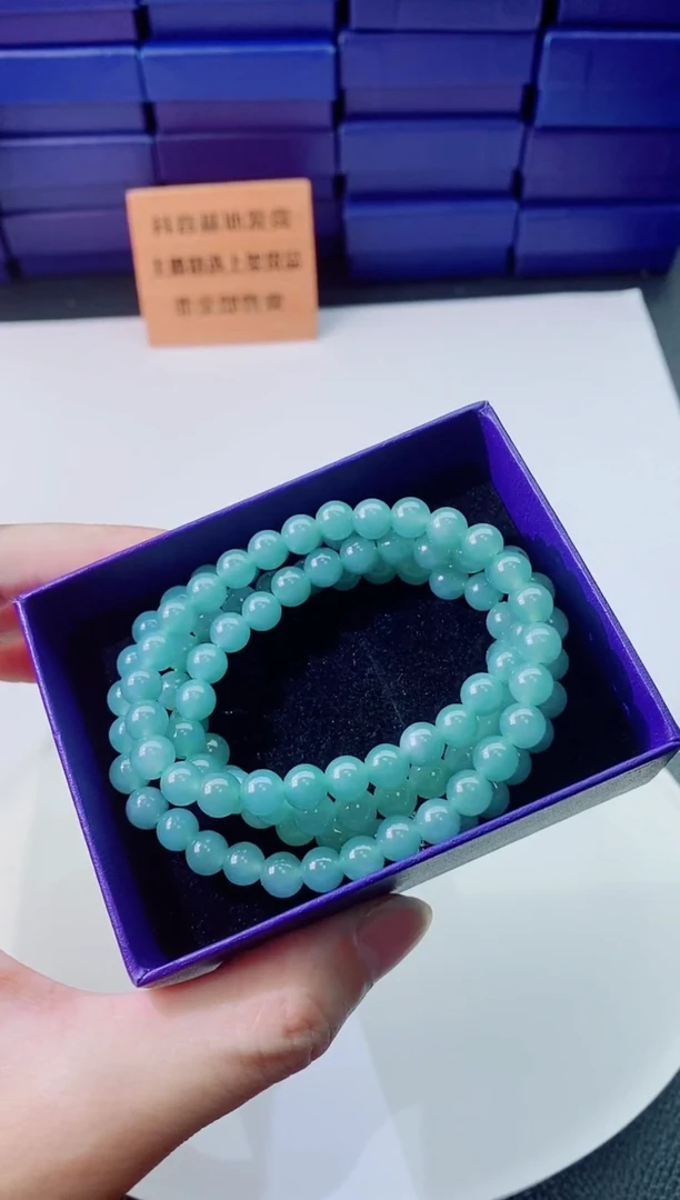 翡翠未镶嵌颈饰1111111111