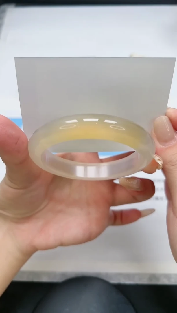 【闪购商品】玛瑙/玉髓手镯未镶嵌28/58.7香槟