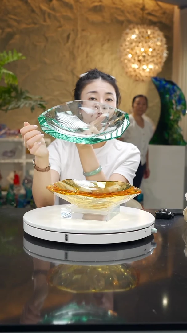 湖水绿不规则切面果盘