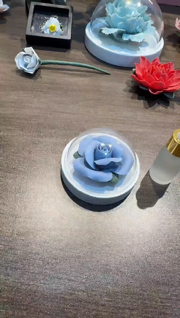陶瓷陶瓷手捏花