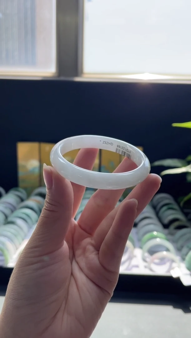 未镶嵌手镯翡翠天然缅甸A货翡翠手镯50-52圈口