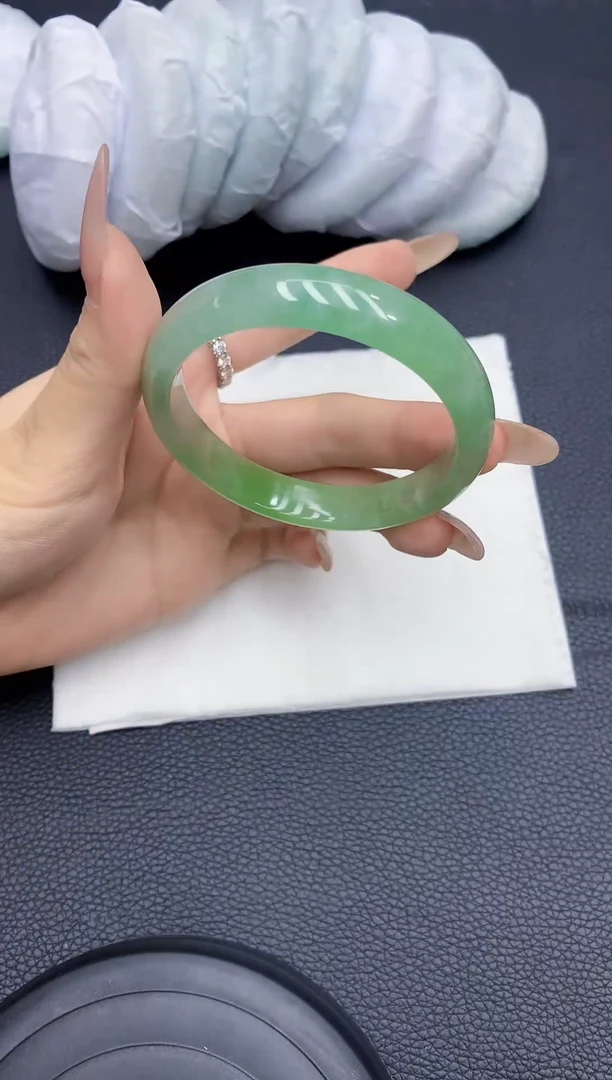 高冰透美人手镯 所见即所得90