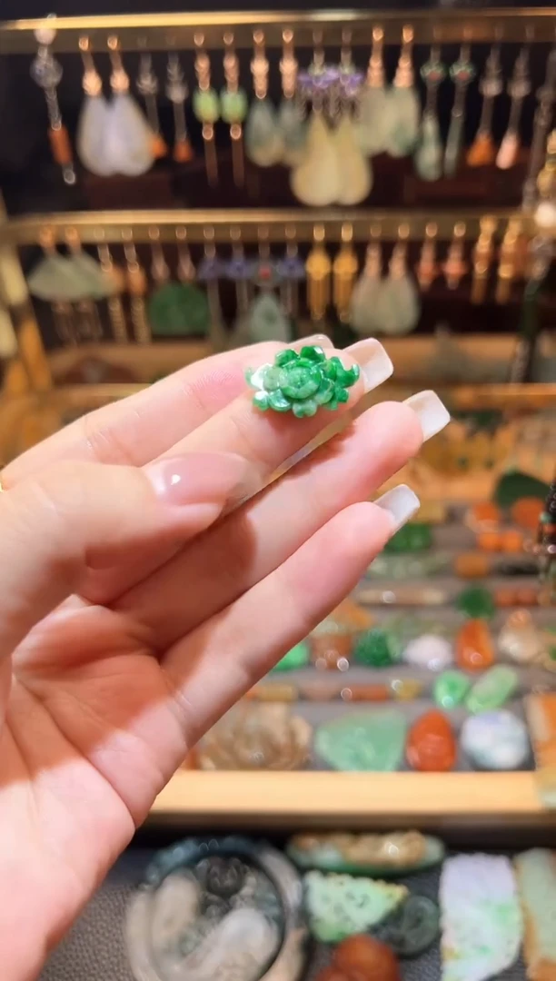 定制翡翠未镶嵌翡翠