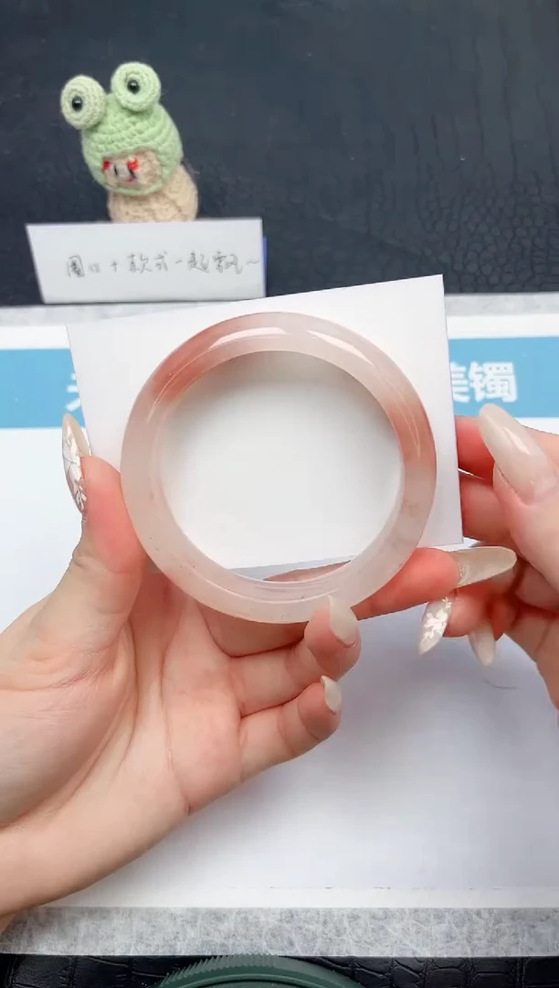 【闪购商品】石英质玉手镯未镶嵌71-58.1