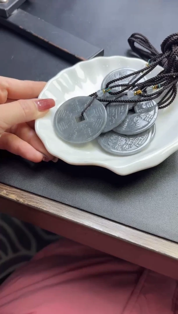 未镶嵌挂件翡翠多样性发一件25092508A