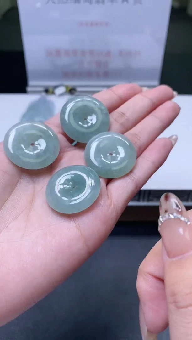 颈饰未镶嵌翡翠a2多样性发其一