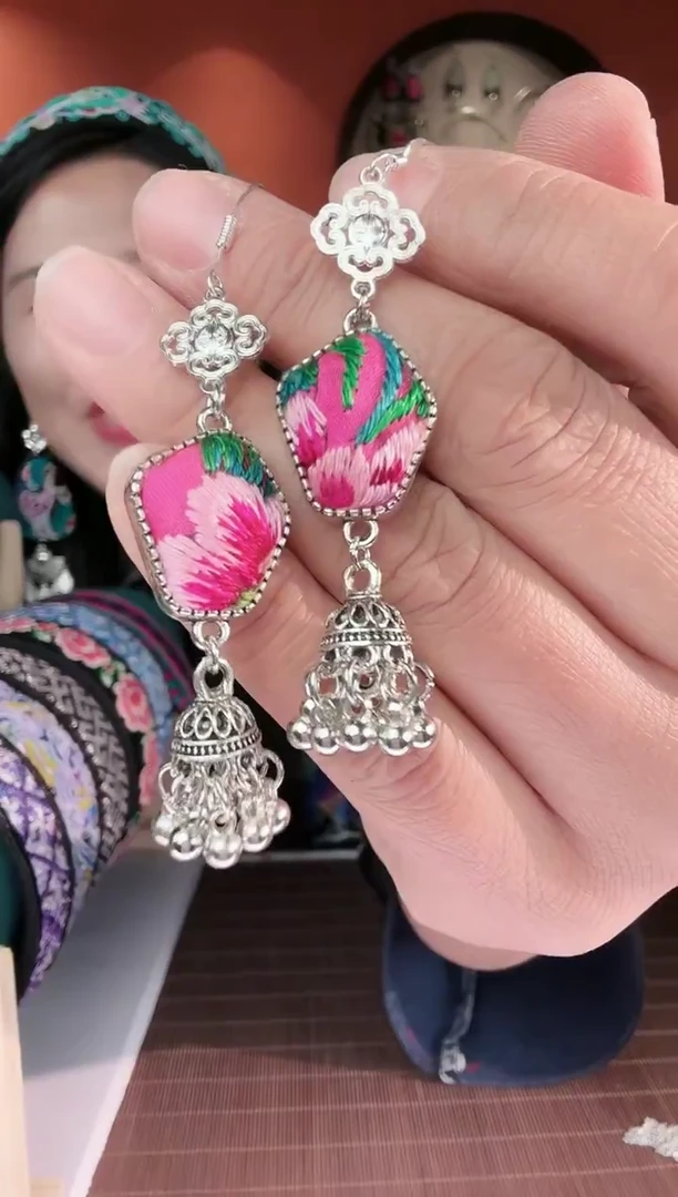 织绣非遗手工苗绣刺绣饰品45