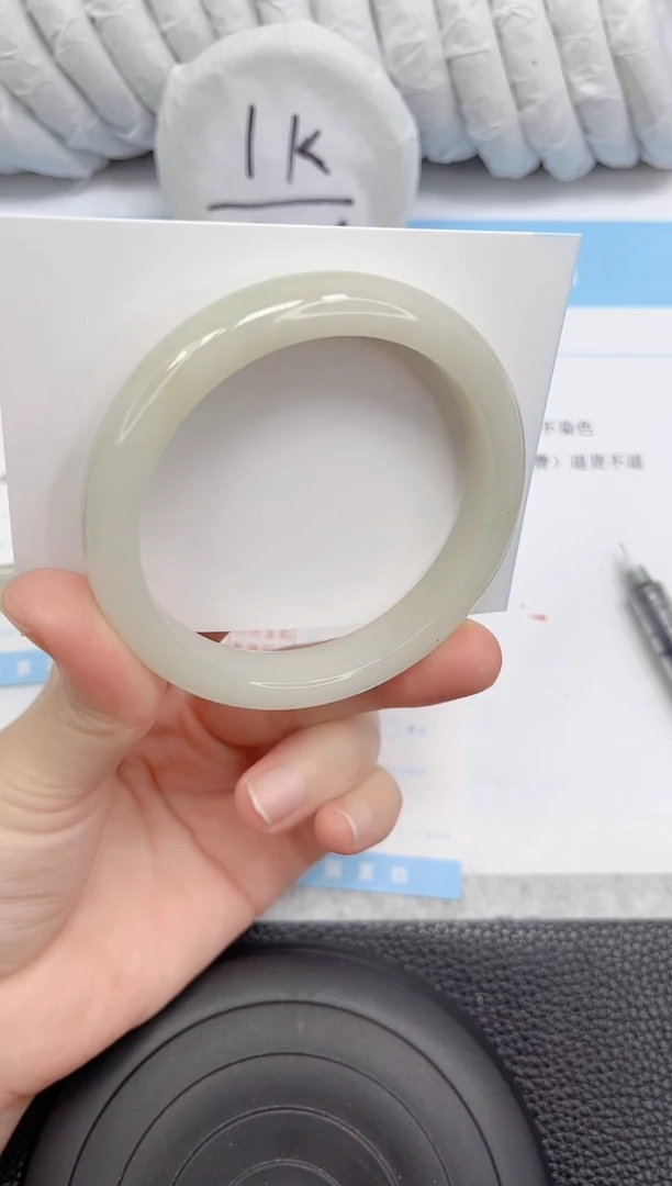 未镶嵌手镯石英质玉13-58.7