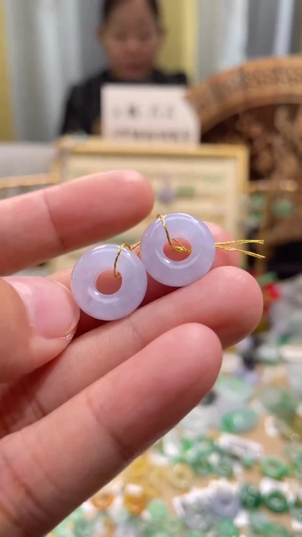 颈饰未镶嵌翡翠甜甜圈一对