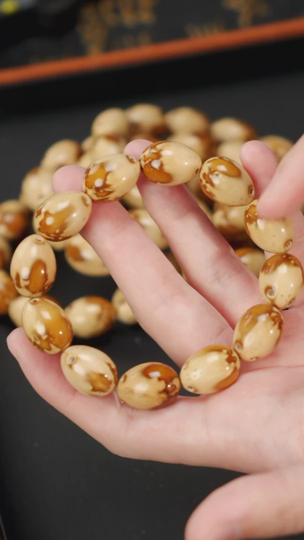 【闪购商品】紫金鼠手串花皮枣珠多样发货