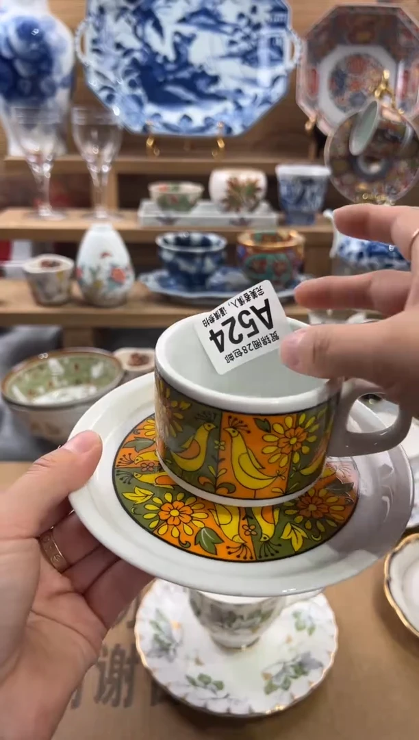 瓷片贝***了     A524