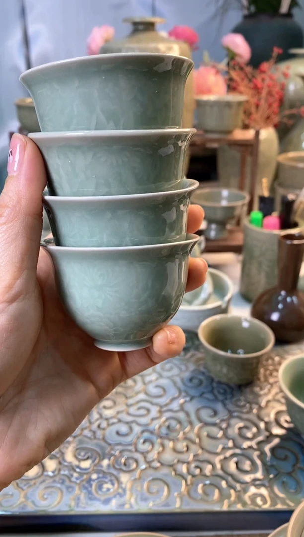 【闪购商品】100018 百花小杯 口失圆 4只微瑕